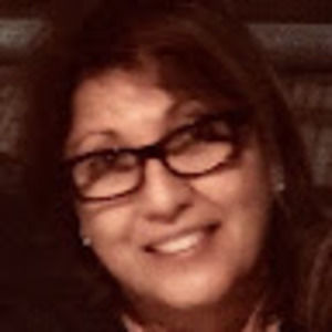 Meet your Posher, Dalia